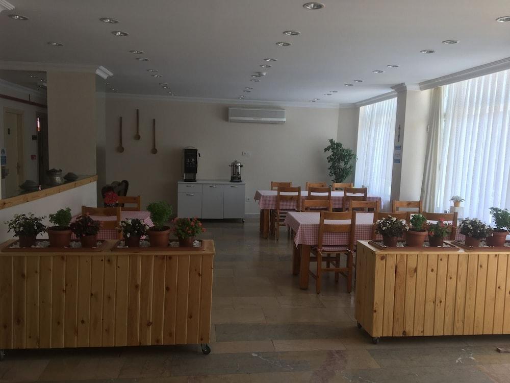 Unver Hotel 말마리스 외부 사진